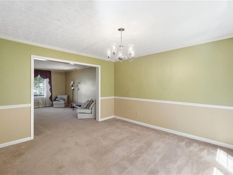 660 Golf View Court, Vandalia, OH 45377 Photo 12