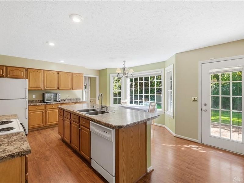 660 Golf View Court, Vandalia, OH 45377 Photo 18