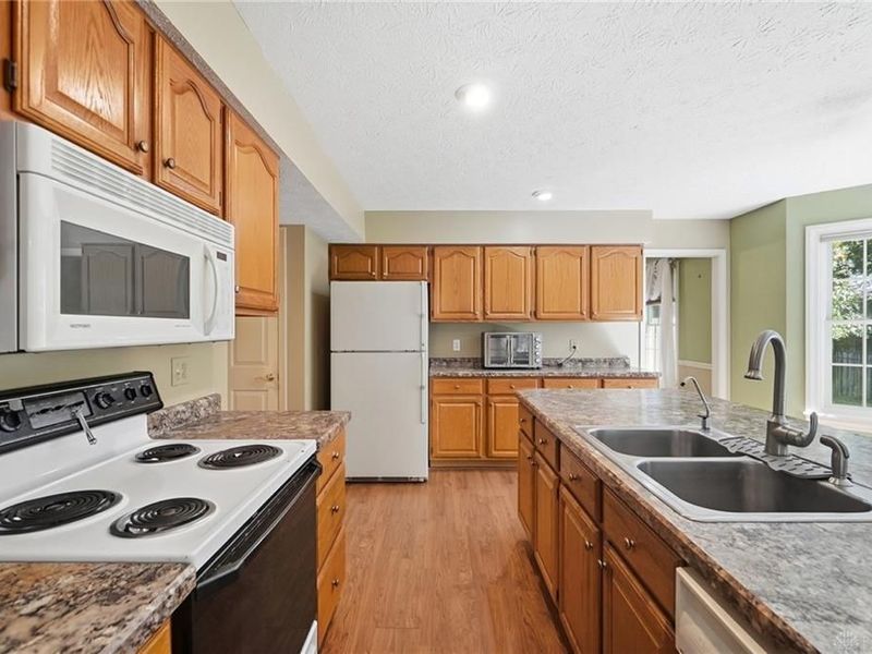 660 Golf View Court, Vandalia, OH 45377 Photo 22