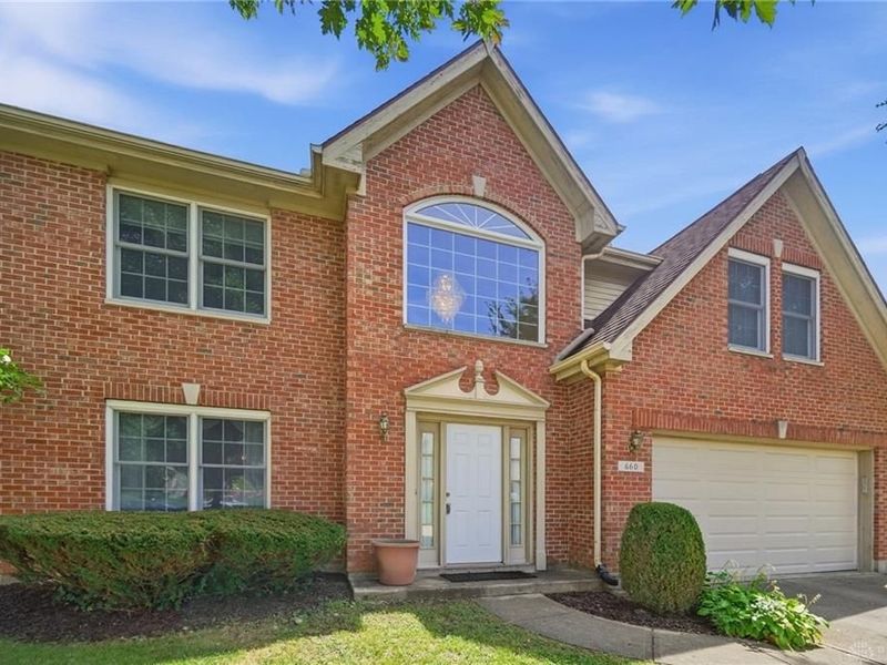660 Golf View Court, Vandalia, OH 45377 Photo 3