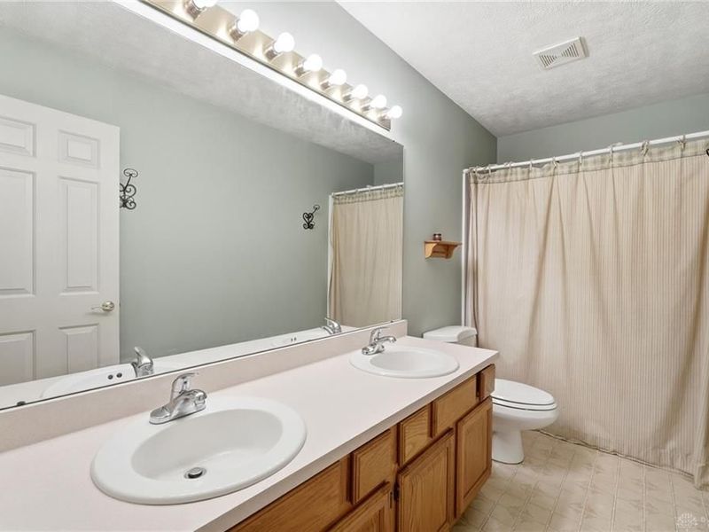 660 Golf View Court, Vandalia, OH 45377 Photo 44