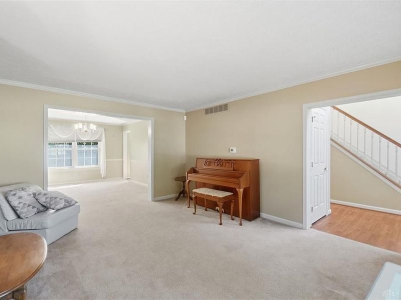 660 Golf View Court, Vandalia, OH 45377 Photo 8
