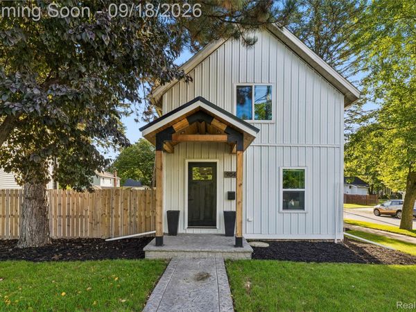 904 N Main Street, Lapeer, Mi 48446