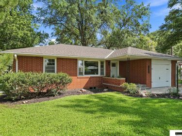 5800 Normal Boulevard, Lincoln, NE 68506
