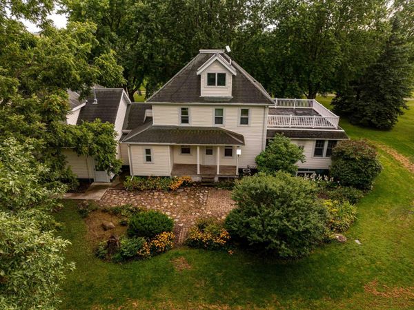 17326 530th Avenue, Wells, MN 56097