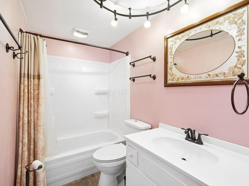 684 Ravenna Circle, Reynoldsburg, OH 43068 Photo 16