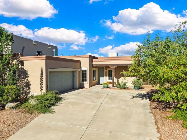 6821 Sunset Circle , Santa Fe, NM 87507