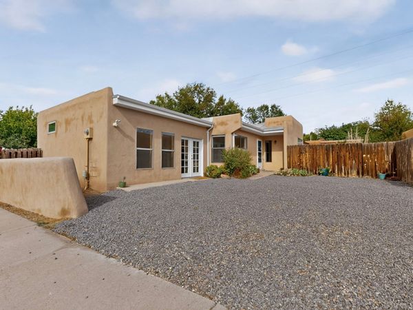 1017 Camino Anasazi , Santa Fe, NM 87505