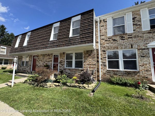 1748 Maisonette Drive, Lansing, MI 48911