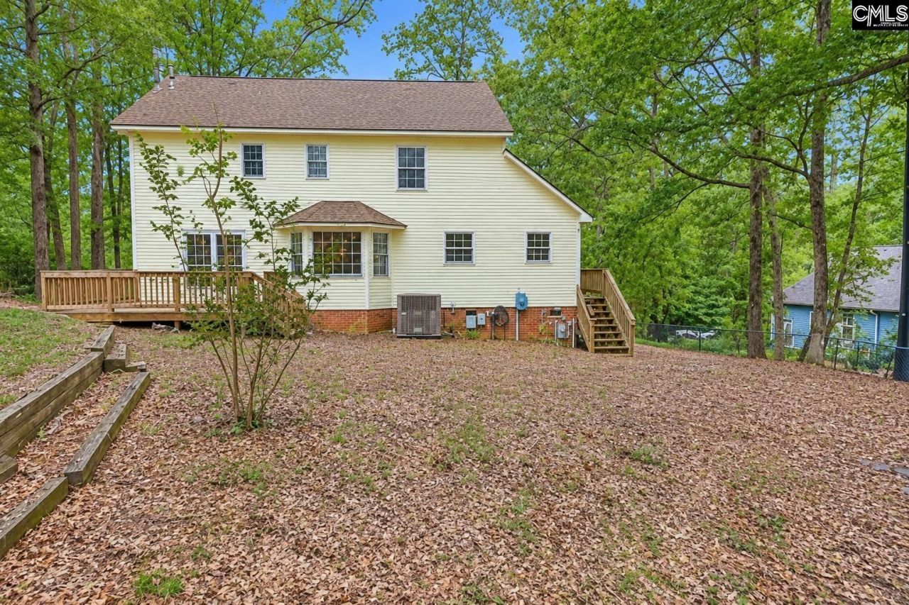 1817 Woodvalley Drive Photo 24