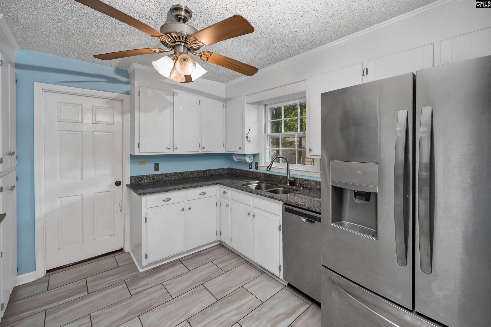 1817 Woodvalley Drive Photo 8