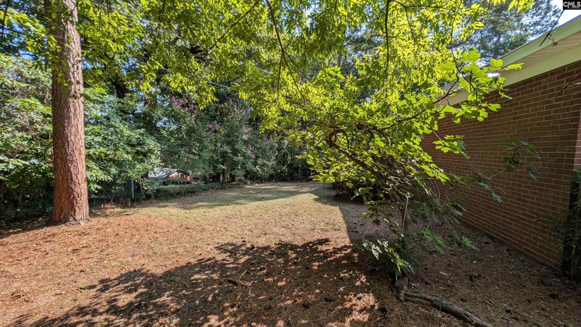 1800 Holly Hill Drive  Photo 15
