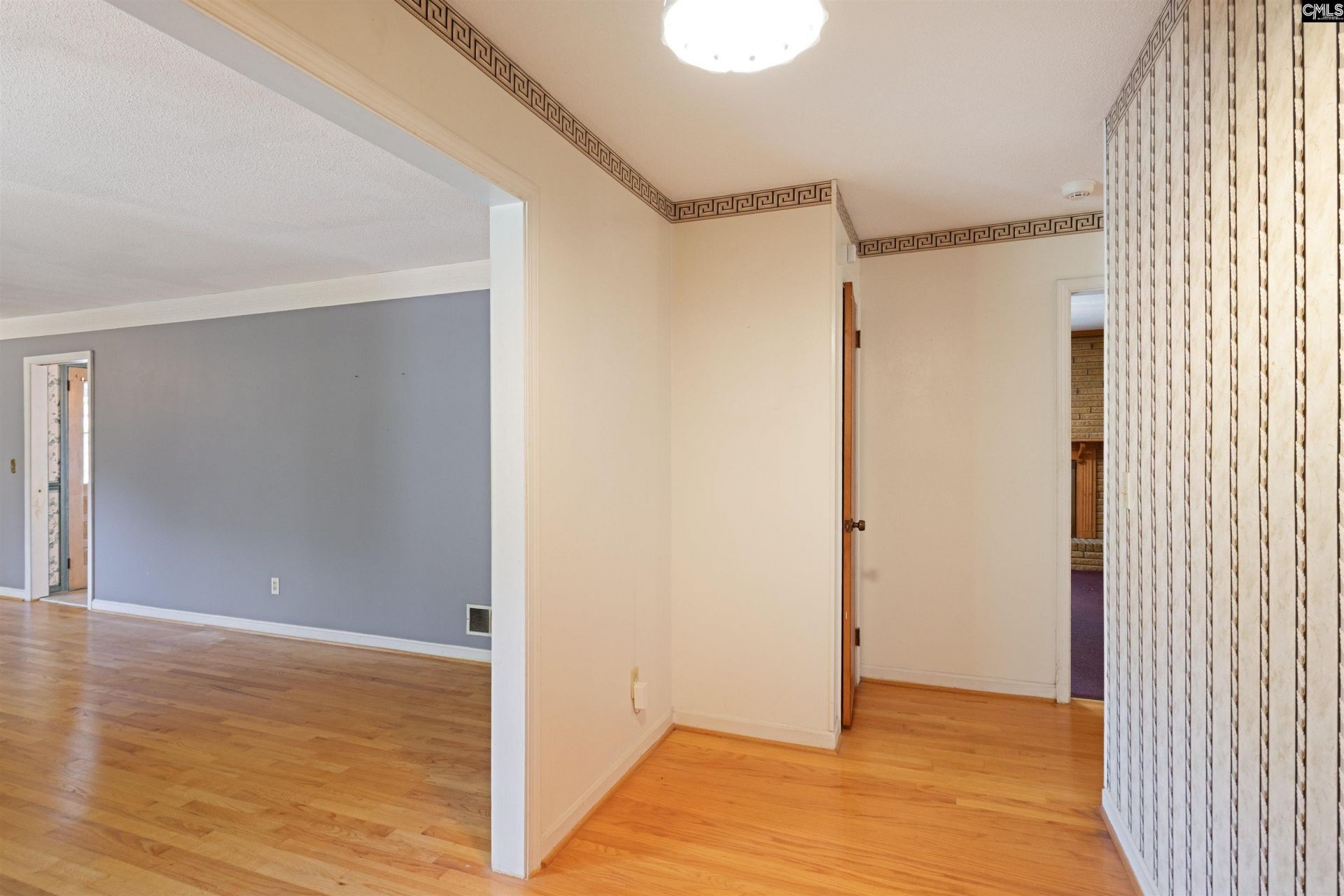 1800 Holly Hill Drive  Photo 19