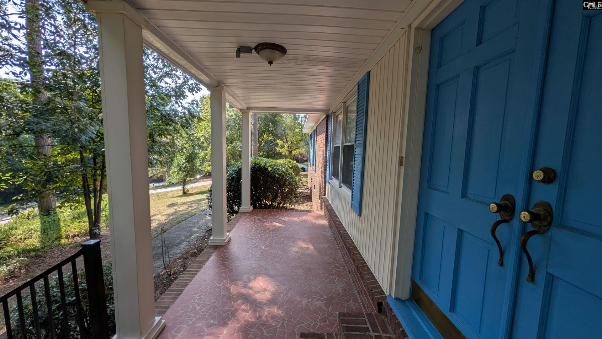 1800 Holly Hill Drive  Photo 5