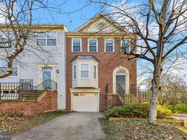 5835 STREAM POND COURT, CENTREVILLE, VA 20120