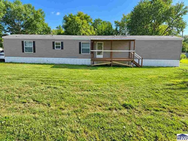 793 N Ohio Street, Shelburn, IN 47879