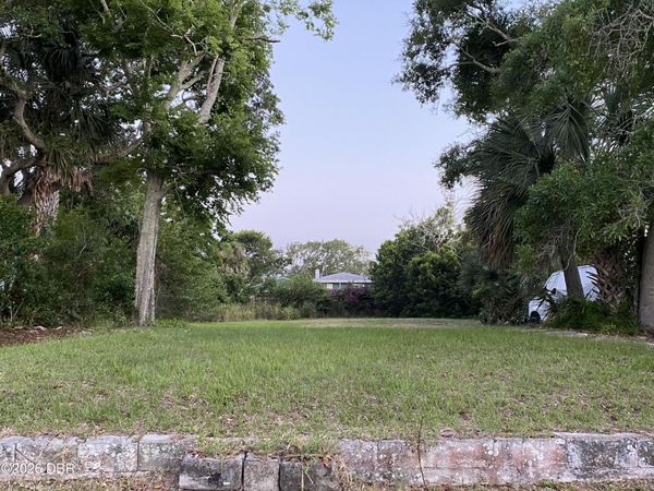 264 Seaview Avenue, Daytona Beach, FL 32118