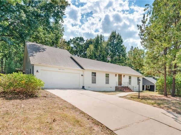 1819 E Viewpoint Drive, Fayetteville, AR 72701