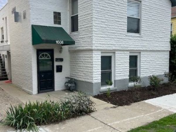 1608 Greenleaf Street , Evanston, IL 60202