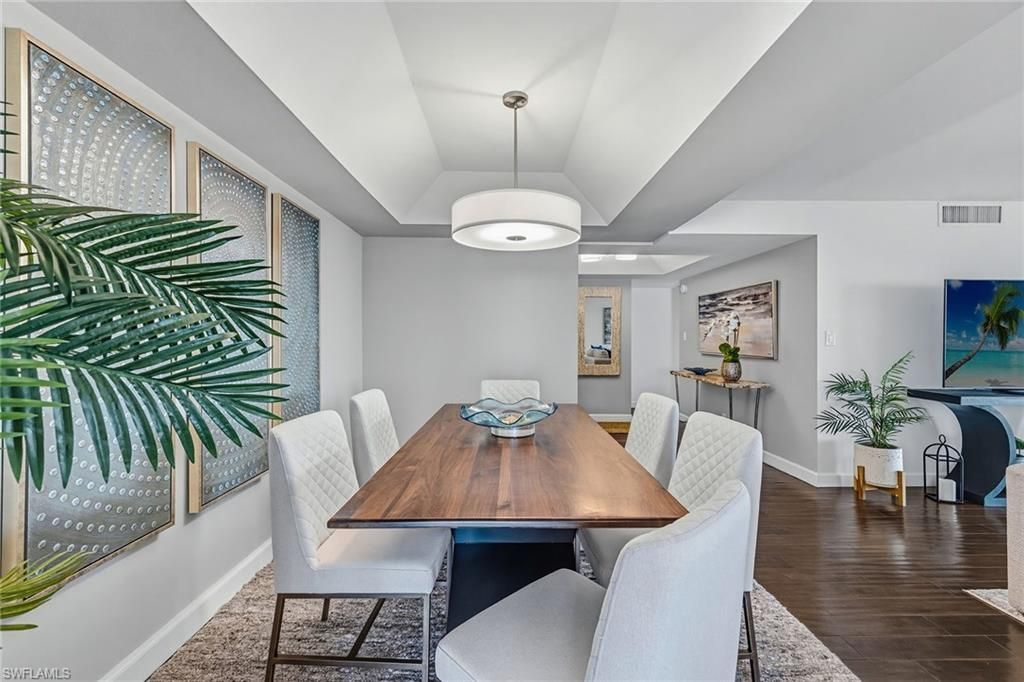 3430 Gulf Shore Blvd N, Unit 6J, Naples, FL 34103 Photo