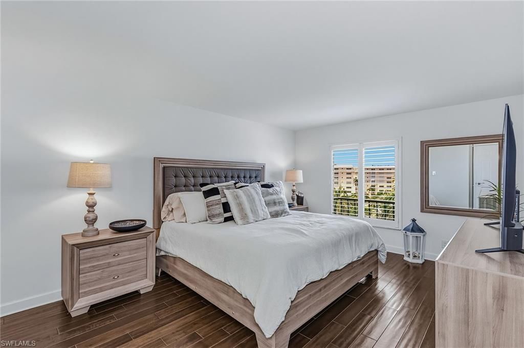 3430 Gulf Shore Blvd N, Unit 6J, Naples, FL 34103 Photo