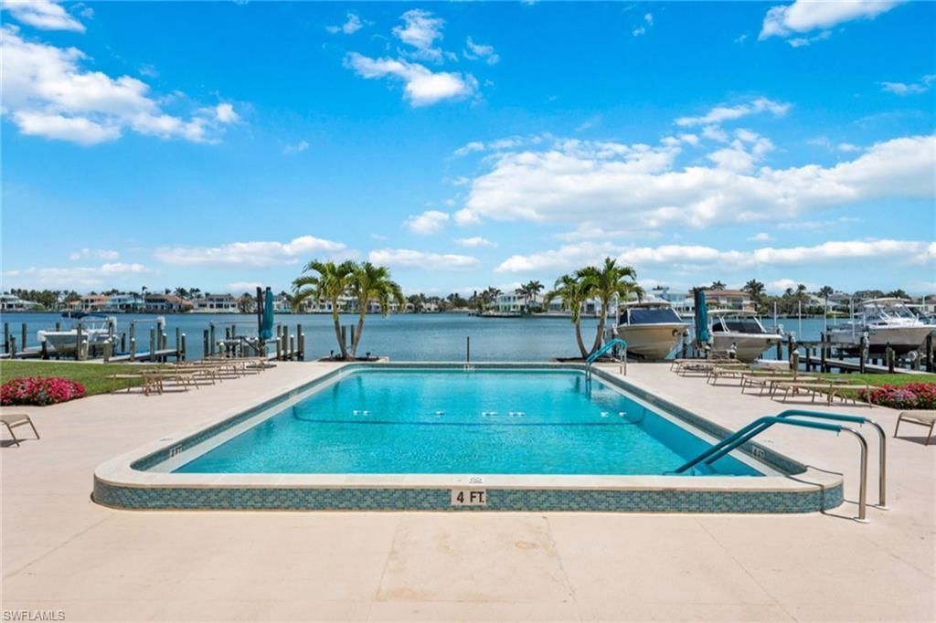3430 Gulf Shore Blvd N, Unit 6J, Naples, FL 34103 Photo