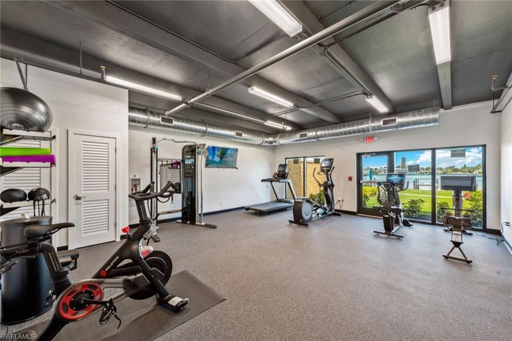 3430 Gulf Shore Blvd N, Unit 6J, Naples, FL 34103 Photo