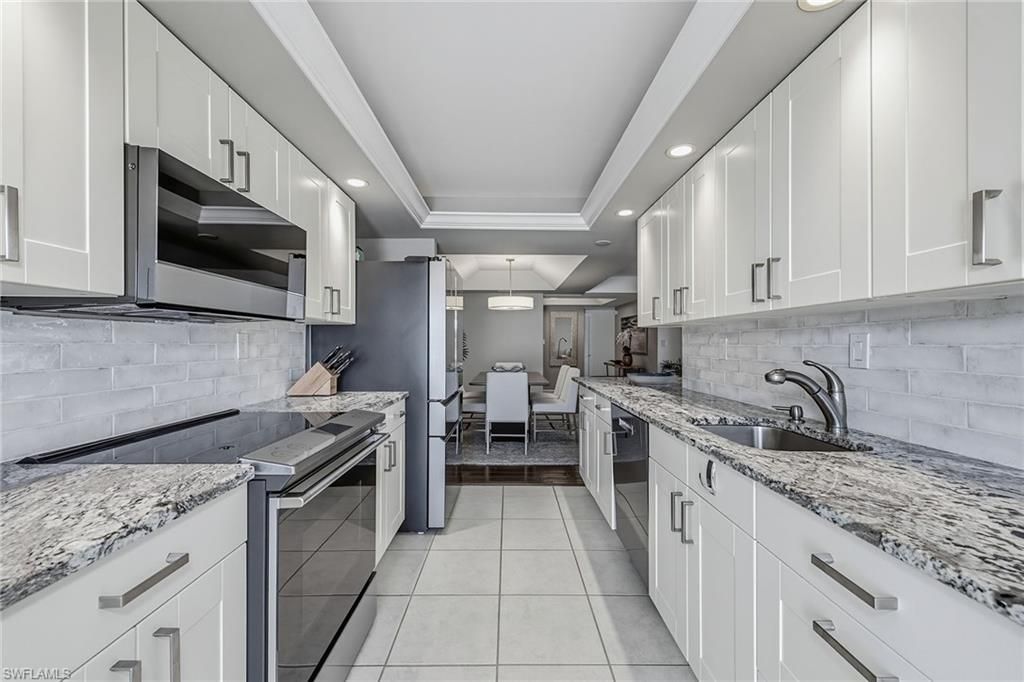 3430 Gulf Shore Blvd N, Unit 6J, Naples, FL 34103 Photo