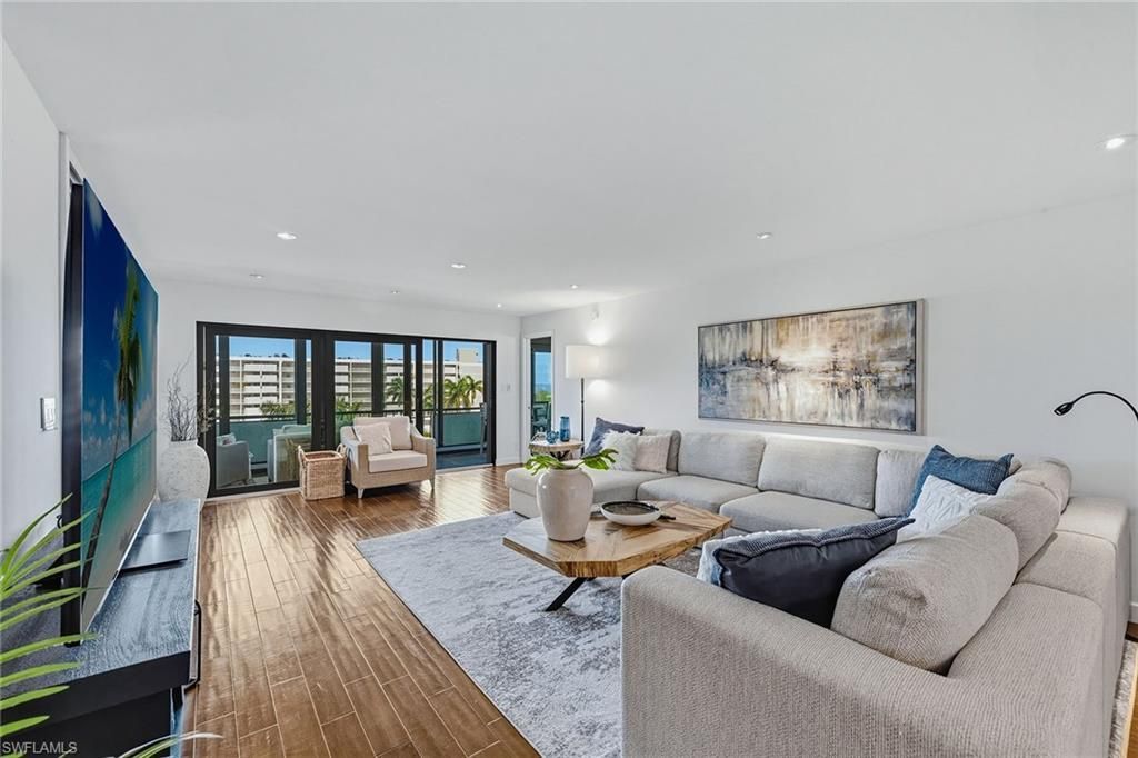 3430 Gulf Shore Blvd N, Unit 6J, Naples, FL 34103 Photo