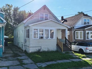 133 Newburgh Avenue, Buffalo, NY 14211