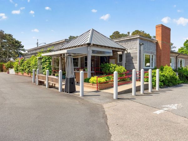 1019 Us-6, Wellfleet, MA 02633