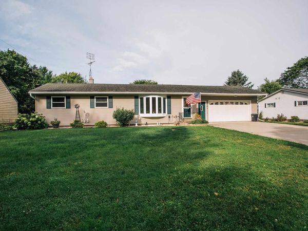 301 N THOMAS STREET, Loyal, WI 54446