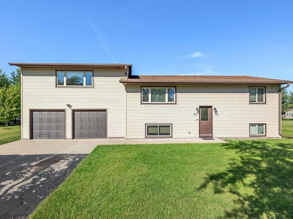 800 Randy ROAD, Unit 800 1/2, Sparta, WI 54656