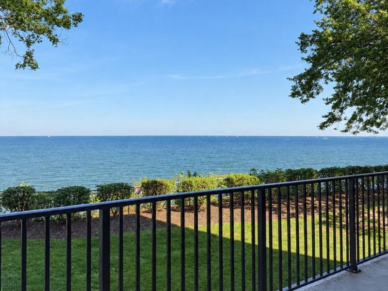 12500 Edgewater Drive , Unit 1105, Lakewood, OH 44107 Photo 16