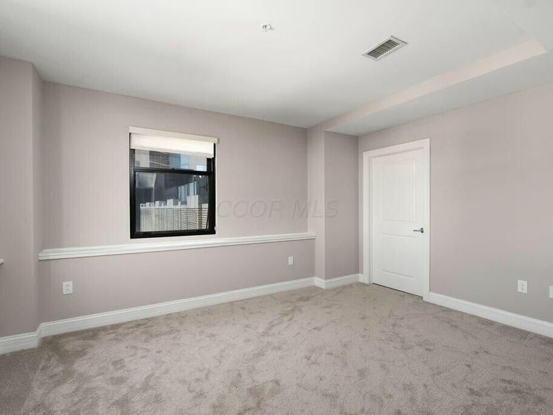 50 W Broad Street, Unit 2104, Columbus, OH 43215 Photo 18