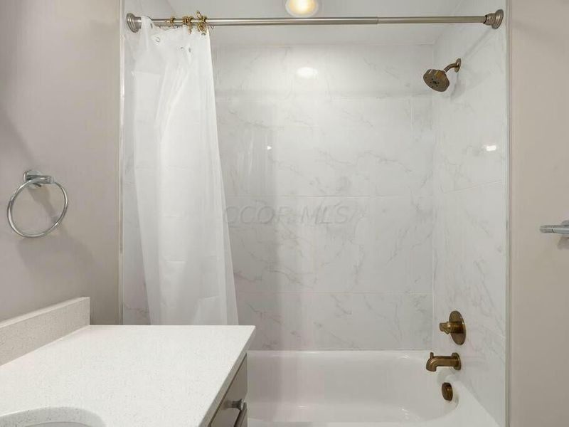 50 W Broad Street, Unit 2104, Columbus, OH 43215 Photo 19