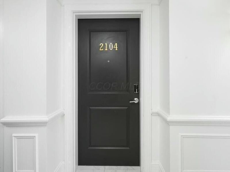 50 W Broad Street, Unit 2104, Columbus, OH 43215 Photo 21