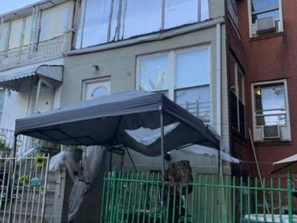 1215 Manor Avenue , Bronx, NY 10472