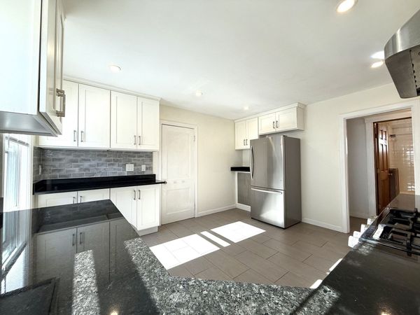 11 Melbourne Ave., Unit 1, Newton, MA 02460