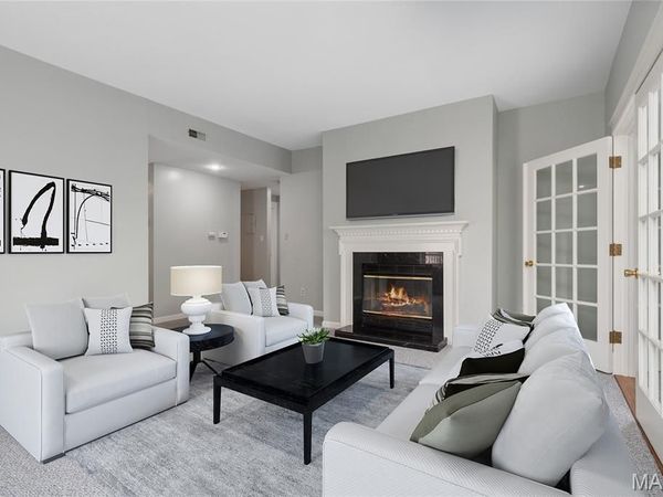 5803 Waterman Boulevard, St Louis, MO 63112