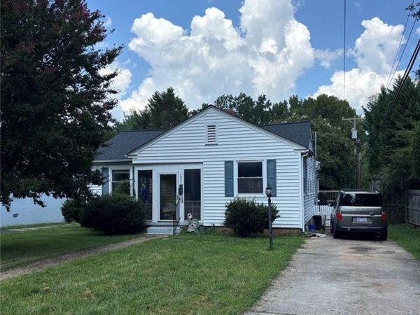 1006 Northwood Street W, Greensboro, NC 27408