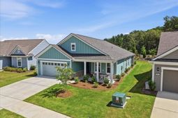 145 Trillium Circle photo 4