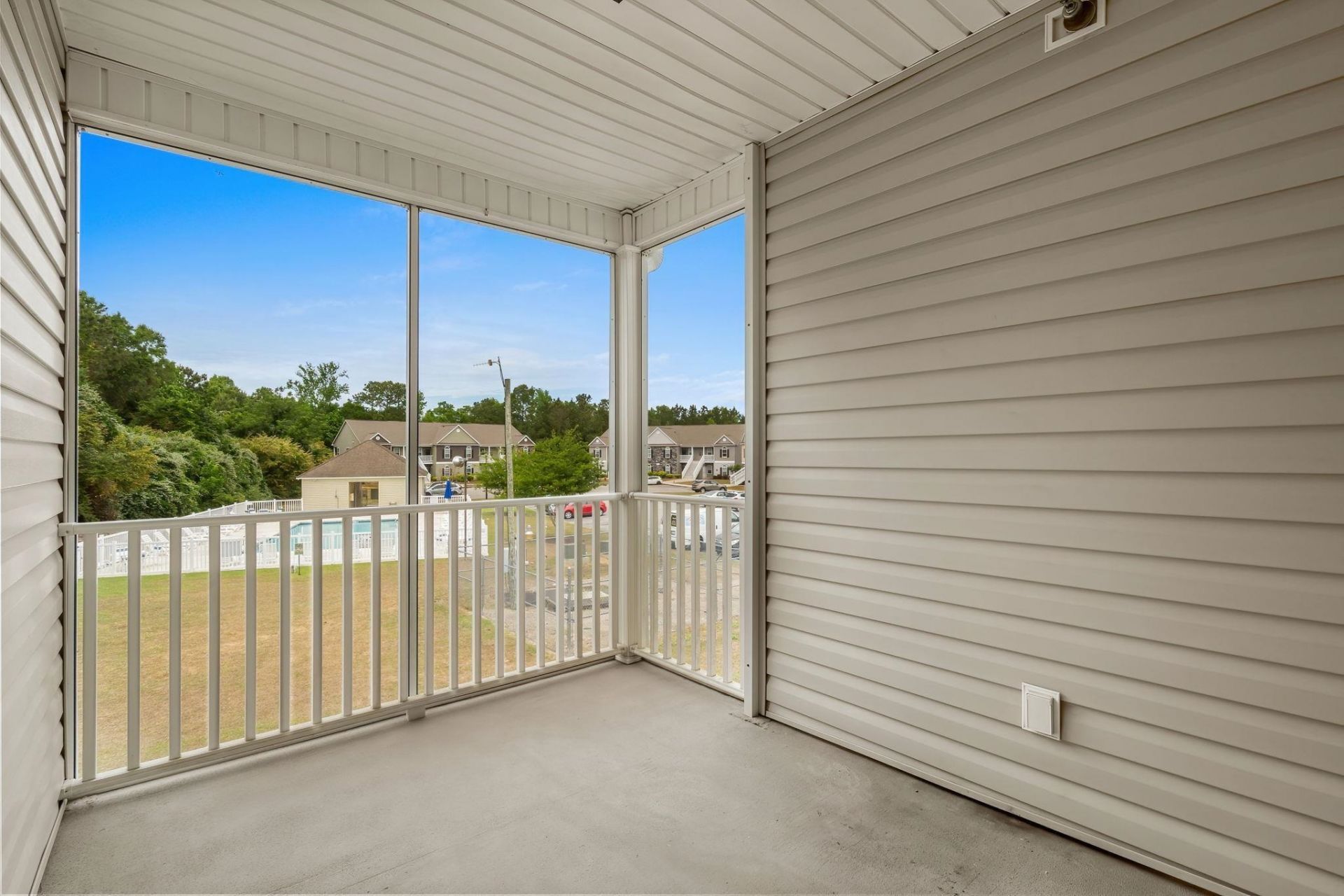 239 Portsmith Dr. Photo 16
