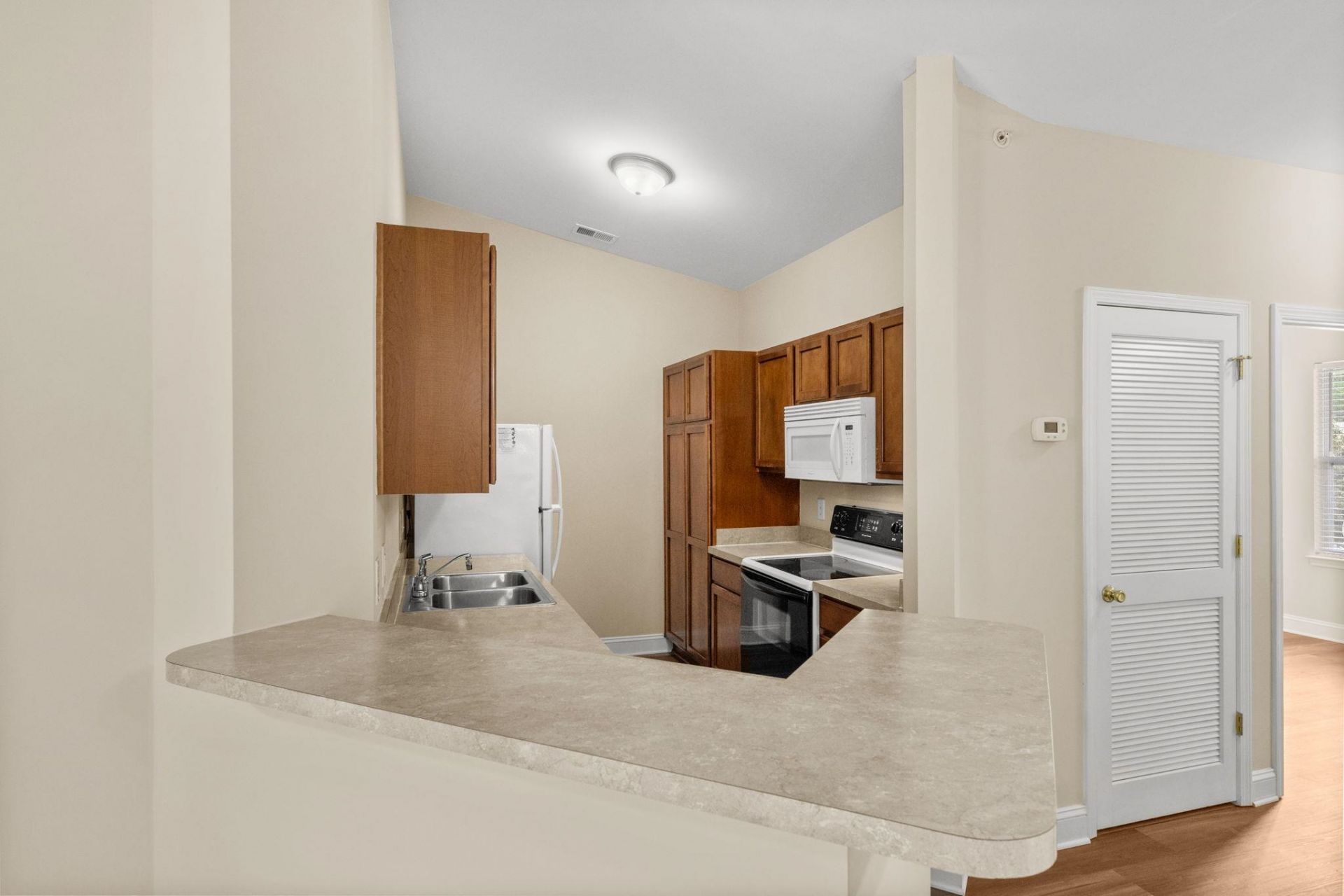 239 Portsmith Dr. Photo 4