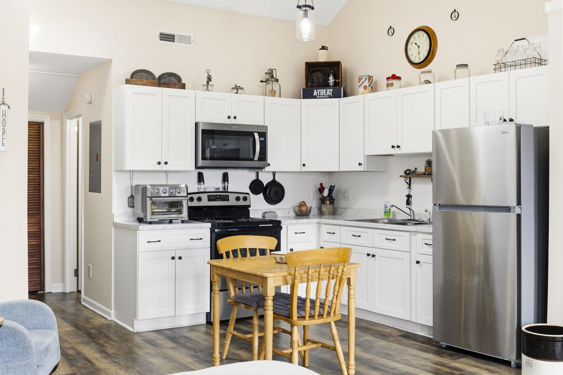 1850 Colony Dr. Photo 12