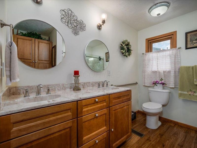 377 Lawnwood Drive , Circleville, OH 43113 Photo 22