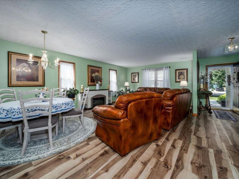 377 Lawnwood Drive , Circleville, OH 43113 Photo 7