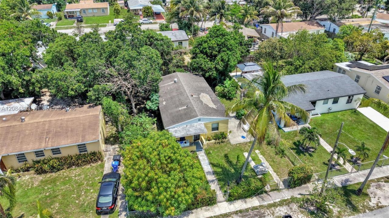 15601 NE 15th Ave, North Miami Beach, FL 33162 Photo