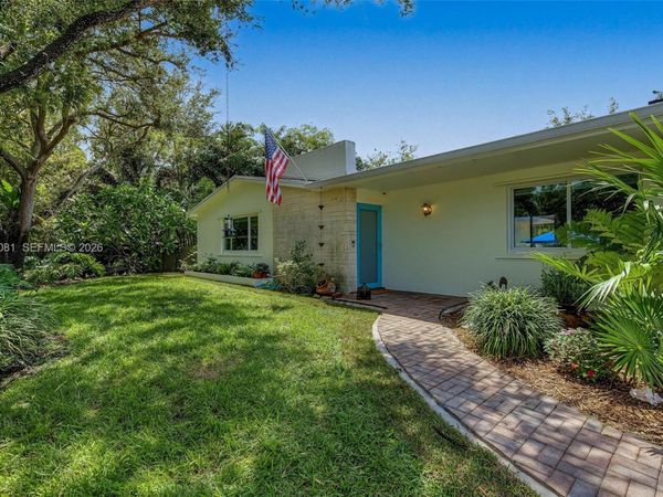 18740 SW 86th Ave , Cutler Bay, FL 33157
