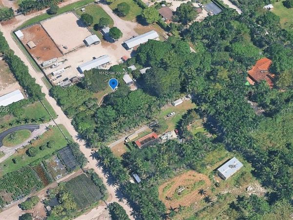 16175 SW 209th Ave , Miami, FL 33187